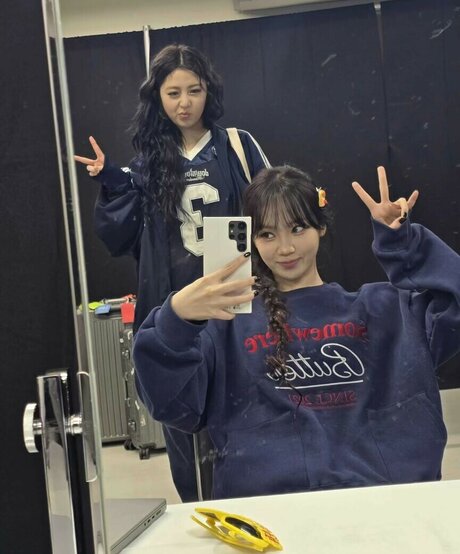 Kim Chaewon star hd archive