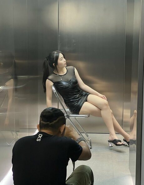 Tamirana NS nude model pic