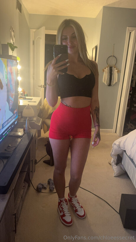 chloeessecret nude star photos