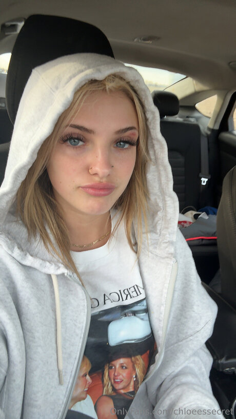 chloeessecret nudes actress picture