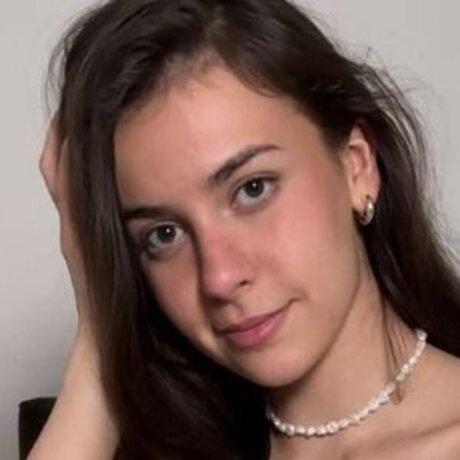 honeyyykate adult model img