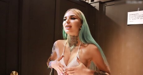 Celine Ritzke star art archive