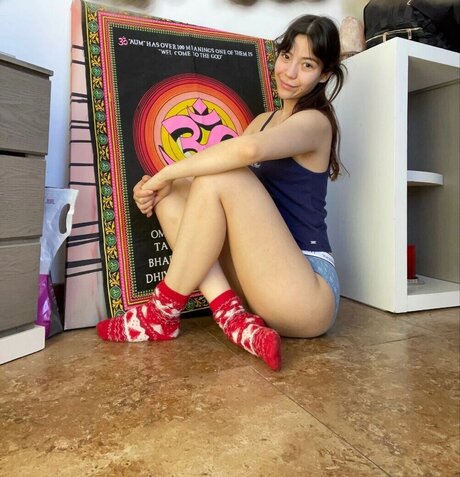 Ixchy hot actress photos