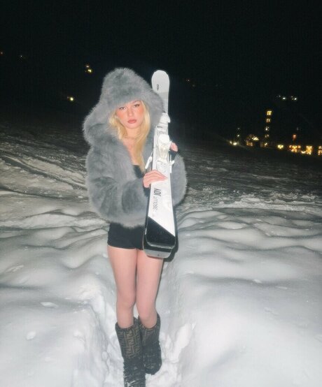 Abby Paradise beautiful actress pictures