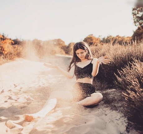 Joyce Ilg star hd photo