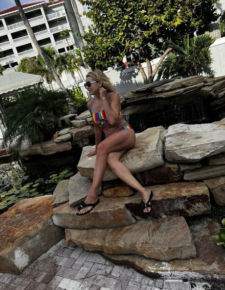 Jacey Birch art actress pictures