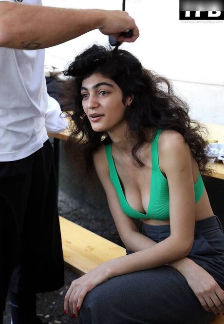 Soulin Omar adult actress pic