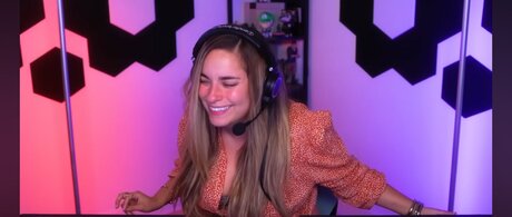 Kristen Stephensonpino top star photo