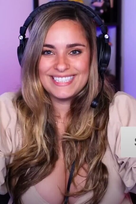 Kristen Stephensonpino sexy model pictures