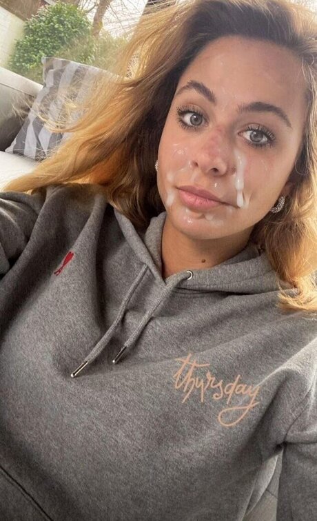 Sophia Fl rsch perfect model img