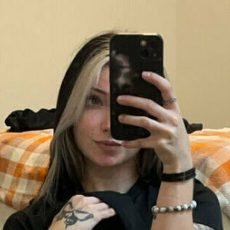 Madison Lippy naked pornstar pictures