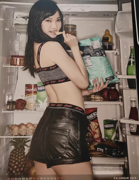 Sandykaka_ hd actress photo