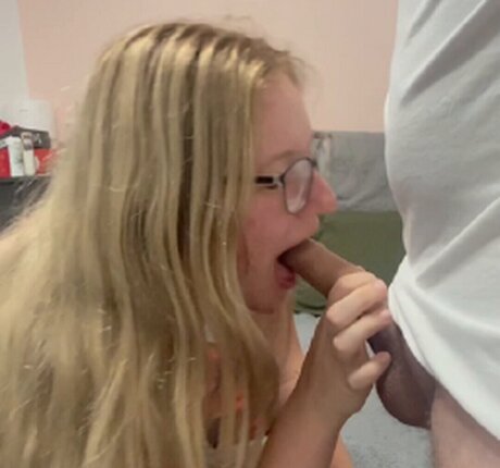 Theroseypawg best pornstar photos