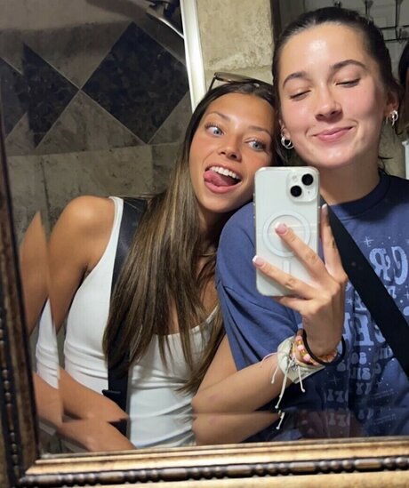 Sophia Horvath model best pics