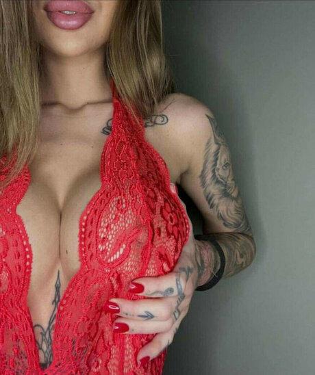 Suzanitta pornstar erotic gallery