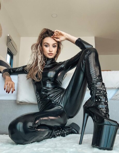 Alla Mephistopheles xxx star picture