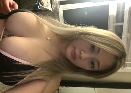 Ygwbt model top pictures