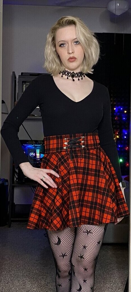 Pjonk art actress image