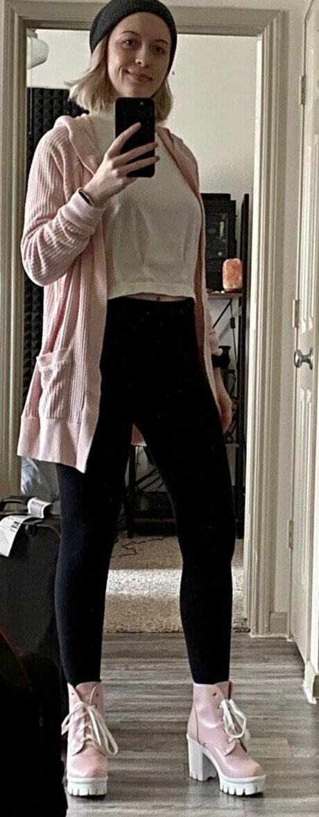 Pjonk sex actress img