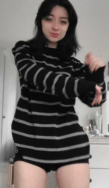 Anto a a nice actress image