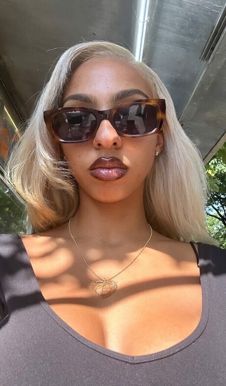 Belladonnas porn star images