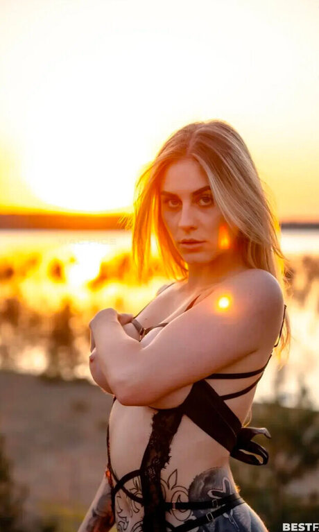 Nele 6X9 exclusive pornstar photos