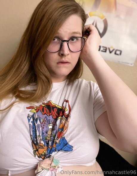 Hannah Castle sexy actress pictures