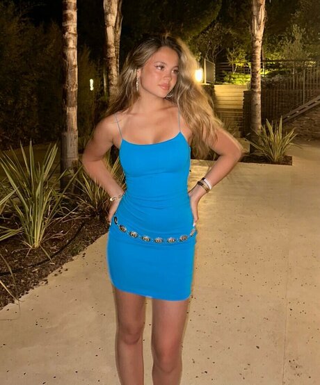 cocobasics sex model pic