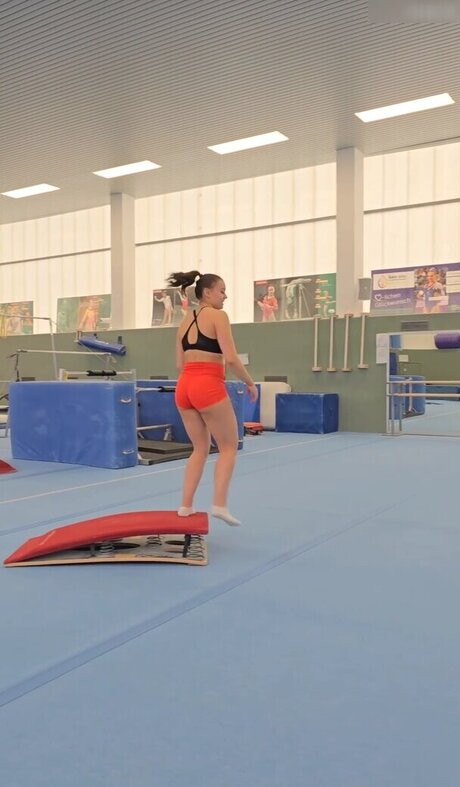 squirt teen onlyfans xxx pictures