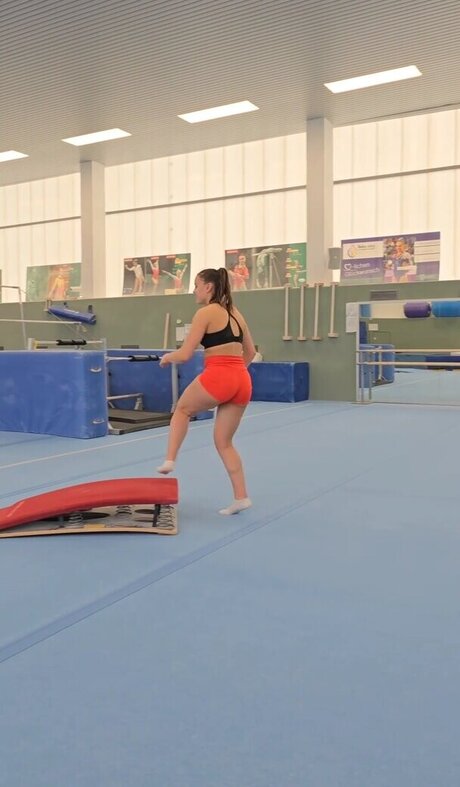 Emma Malewski star free pictures