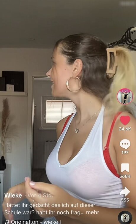 Wieke pretty actress picture