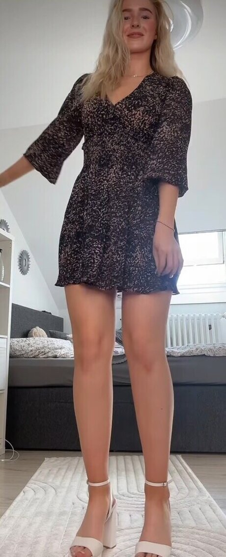 Emely Winkler pornstar hot gallery