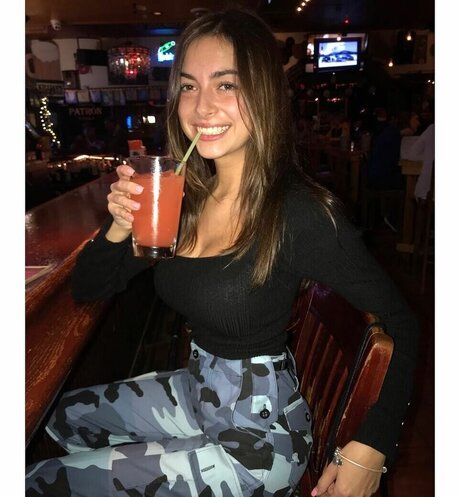 Cjsimon1 pornographic star galleries