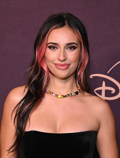 Kylie Cantrall star beautiful galleries