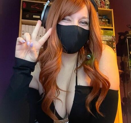 tapetitecassie free star img