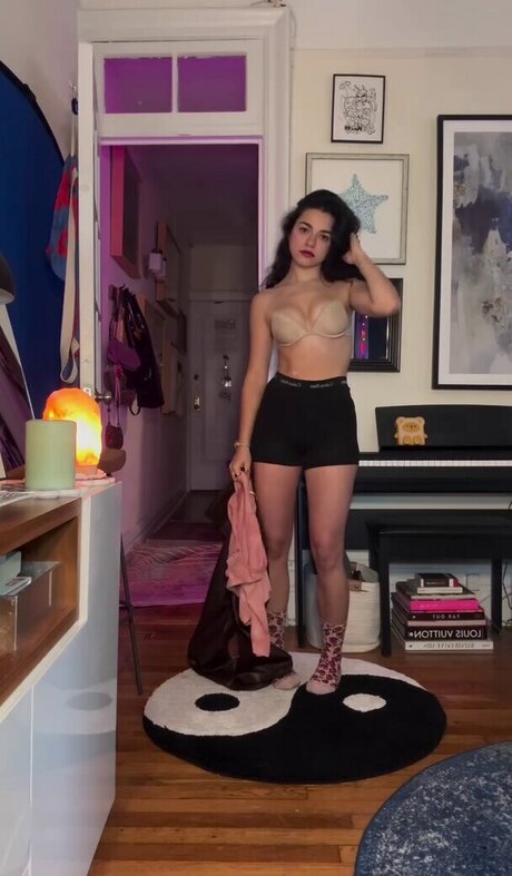 AllyAnnaMaria model perfect galleries