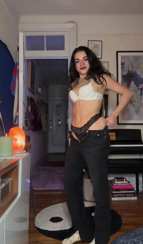 AllyAnnaMaria star porn pic