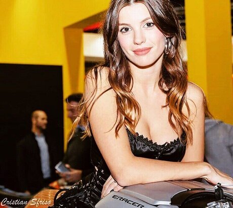 Florina Qosaj star sex photos