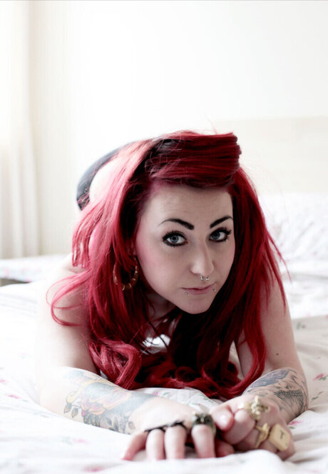 Luceyx hot actress photo