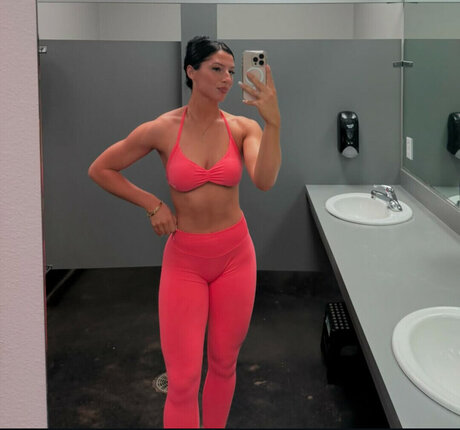 Allison Royalty erotic model gallery