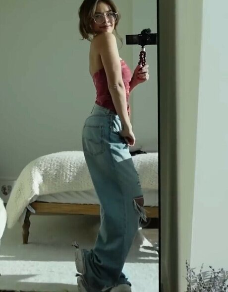 Valkyrae top actress photos