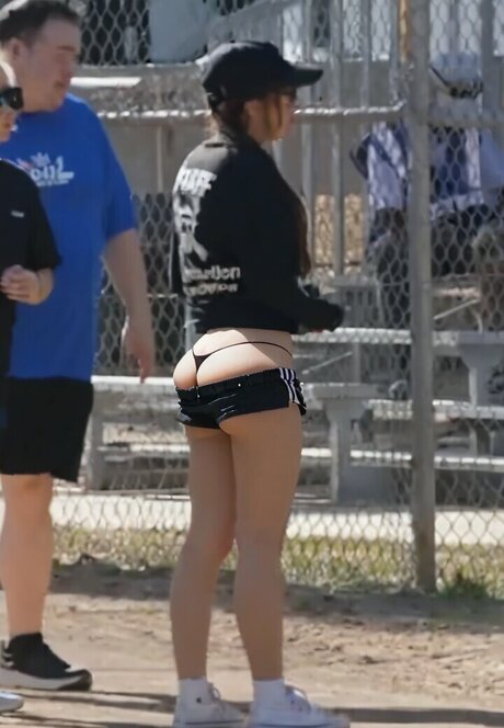 Valkyrae star perfect image