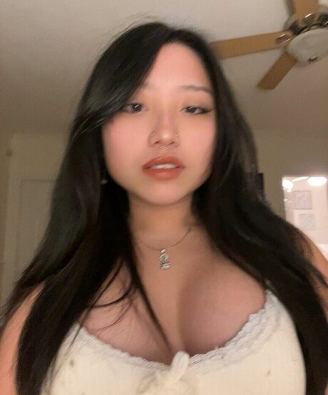 Violetngyn actress pics