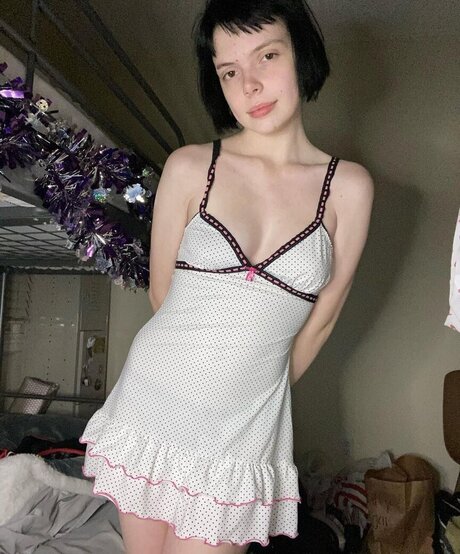 officialdrearydrab hot star pics