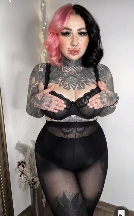 Verena Venus star pretty archive