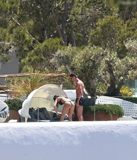 Georgina Rodriguez Hern ndez sexy star pics