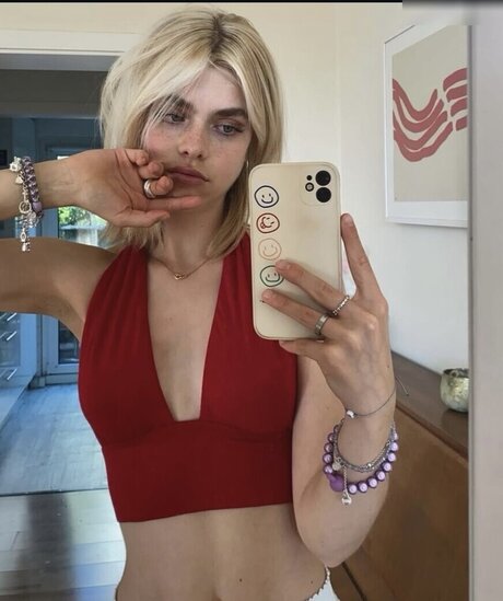 Theresa vth erotic actress pic