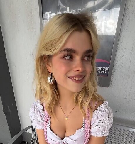 Theresa vth model gallery