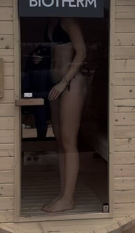 Theresa vth model hd photo