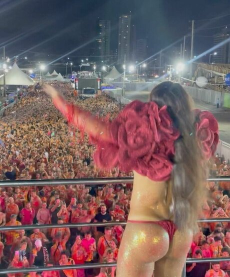 Alinne Rosa xxx actress pics